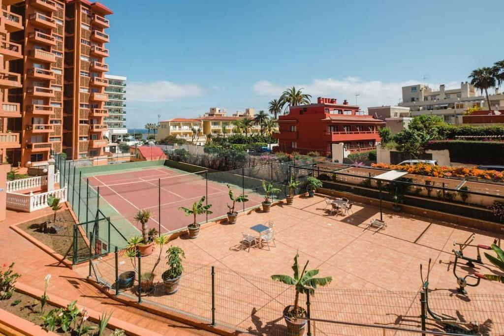 Apartment With Balcony And Swimming Pool 푸에르토 드 라 크루즈 외부 사진